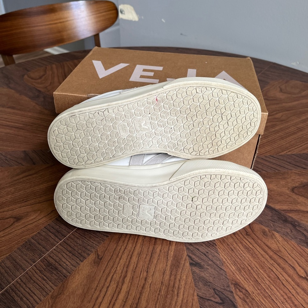 Veja Campo Leather Sneakers Size US 6 - Picture 7 of 7